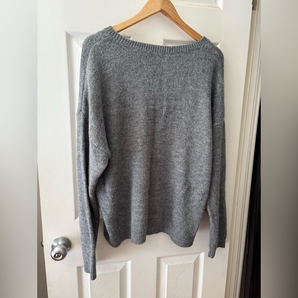 Calvin Klein women’s XL knit sweater grey big logo lightweight pullover - Picture 5 of 9